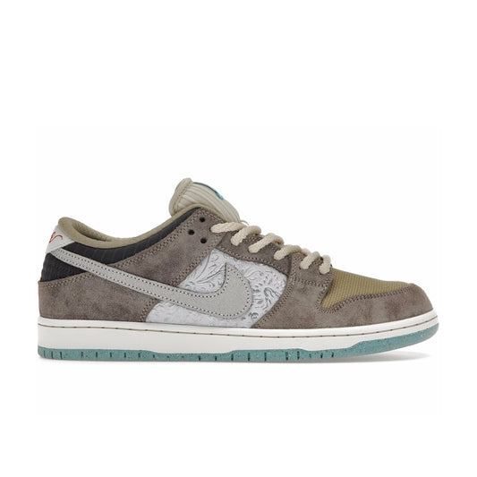 Nike SB Dunk Low Money Savings