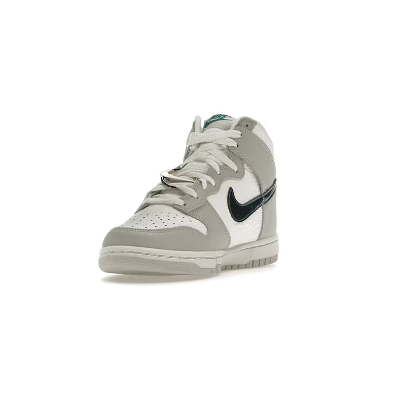 Nike Dunk High FLS (W)