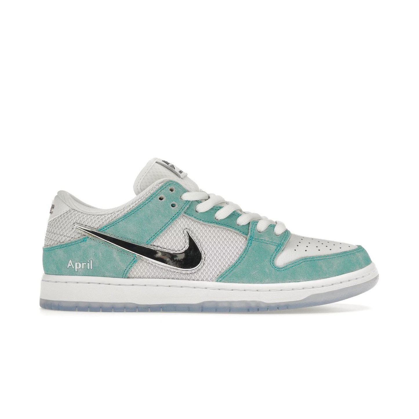 Nike SB Dunk Low April